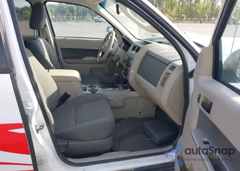 2010 Ford Escape Hybrid Limited from USA, damaged, VIN 1FMCU5K39AKA62469